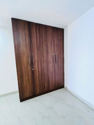 Room in 1 BHK Builder Floor at Saket – for Rent