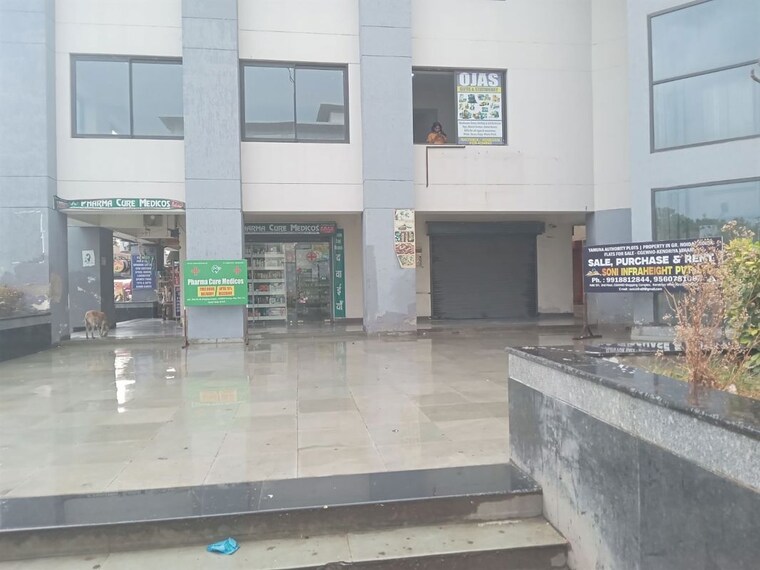 Kitchen, kendriya-lok-nirman-chs Commercial Shop 140 Sq.Ft. In Phi Iv Greater Noida Greater Noida 10544195
