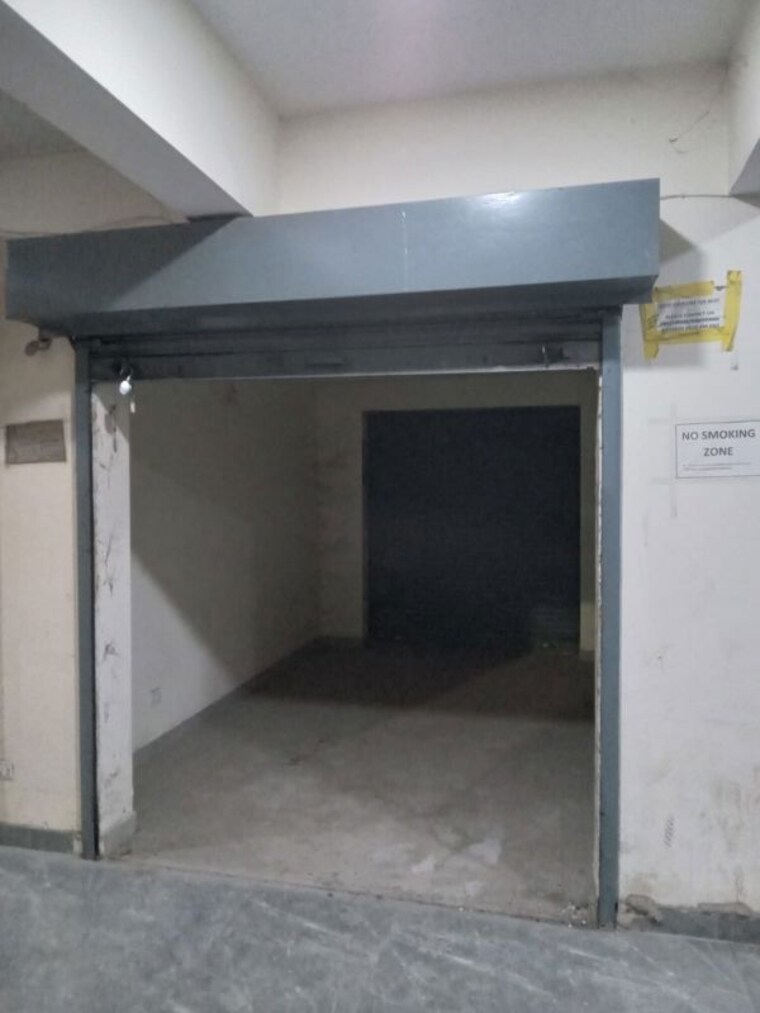 undefined, kendriya-lok-nirman-chs Commercial Shop 140 Sq.Ft. In Phi Iv Greater Noida Greater Noida 10544195