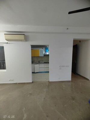 Room in 3 BHK Apartment at Mapsko Mount Ville, Sector 79 – for Rent