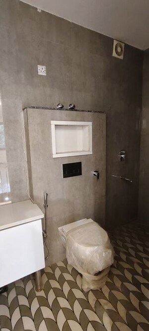 Bathroom in 3 BHK Builder Floor at Parklands, Sector 85 – for Sale