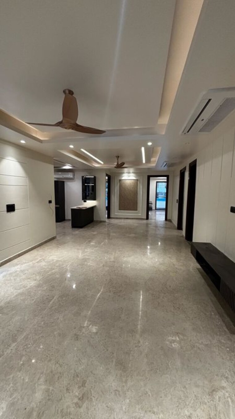 Room, dlf phase ii 4 Bedroom 2800 Sq.Ft. Builder Floor In Dlf Phase ii Gurgaon 10544219