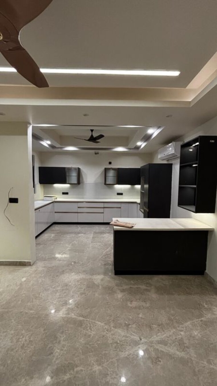Kitchen, dlf phase ii 4 Bedroom 2800 Sq.Ft. Builder Floor In Dlf Phase ii Gurgaon 10544219