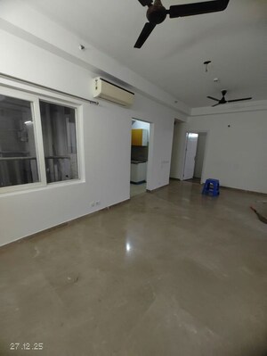Room in 3 BHK Apartment at Mapsko Mount Ville, Sector 79 – for Rent