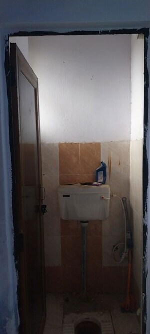 Bathroom in 1 BHK Apartment at Sector 10 Greater Noida – for Sale