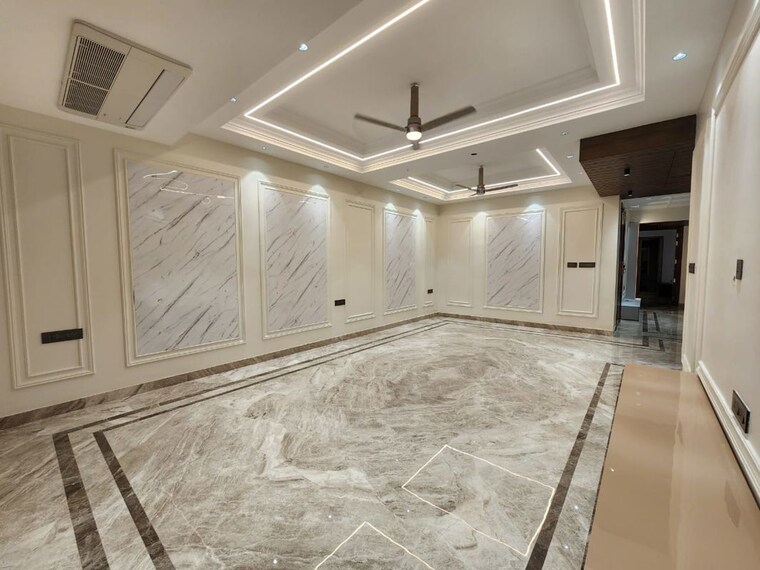 Kitchen, dlf phase ii 4 Bedroom 300 Sq.Yd. Builder Floor In Dlf Phase ii Gurgaon 10544289