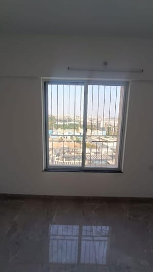 Room in 3 BHK Apartment at Welworth Purnam, Hinjewadi – for Rent