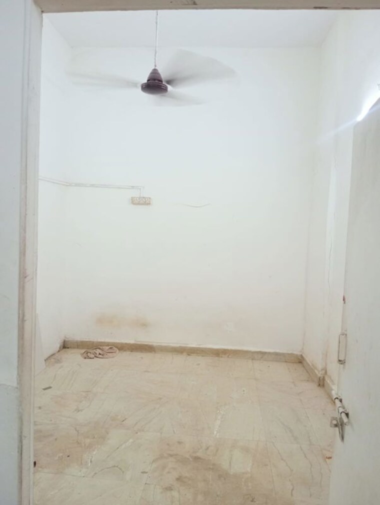 Bathroom, mahakali-chs 1 RK 400 Sq.Ft. Apartment In Andheri East Mumbai 10544332