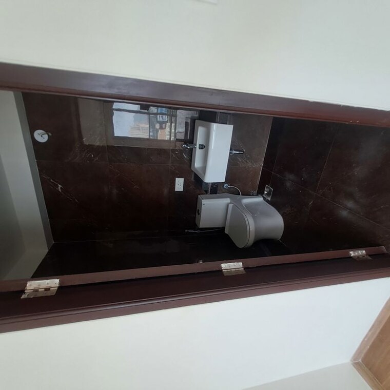 Bathroom, embassy-one-thane 3.5 Bedroom 1205 Sq.Ft. Apartment In Panch Pakhadi Thane 10544302