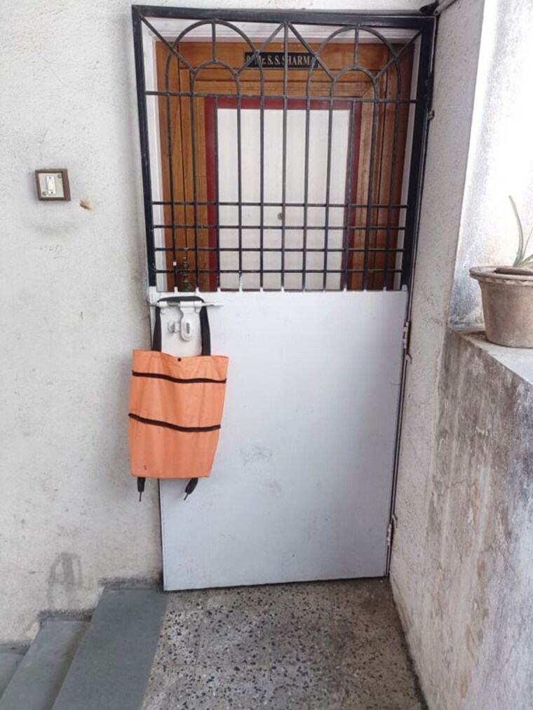 Balcony, keshav-kunj-kothrud 2 Bedroom 1000 Sq.Ft. Apartment In Kothrud Pune 10544336