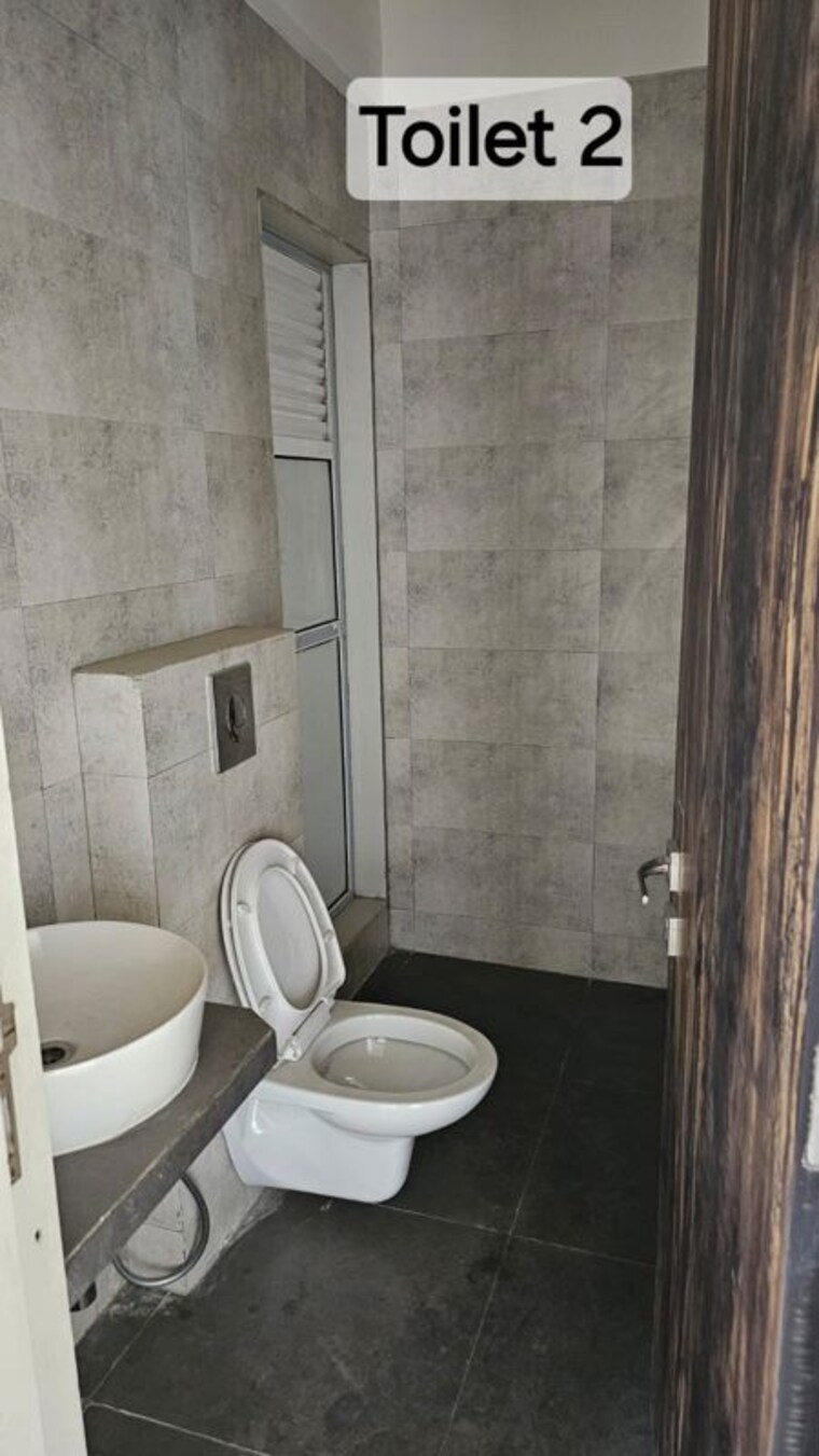 Bathroom, rosa-manhattan 2 Bedroom 720 Sq.Ft. Apartment In Ghodbunder Road Thane 10544367