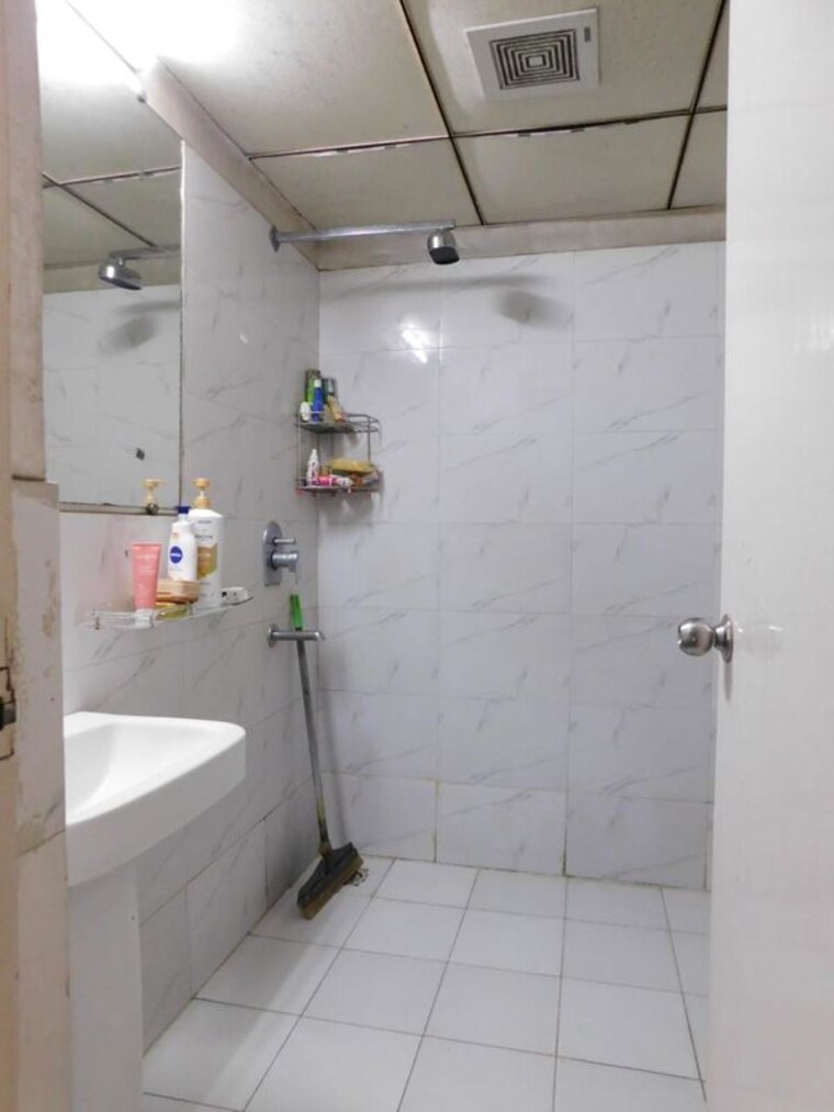 Bathroom, vvip-addresses 4 Bedroom 2625 Sq.Ft. Apartment In Raj Nagar Extension Ghaziabad 10544377
