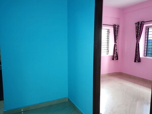 Living Room in 2 BHK Apartment at Jadavpur – for Rent
