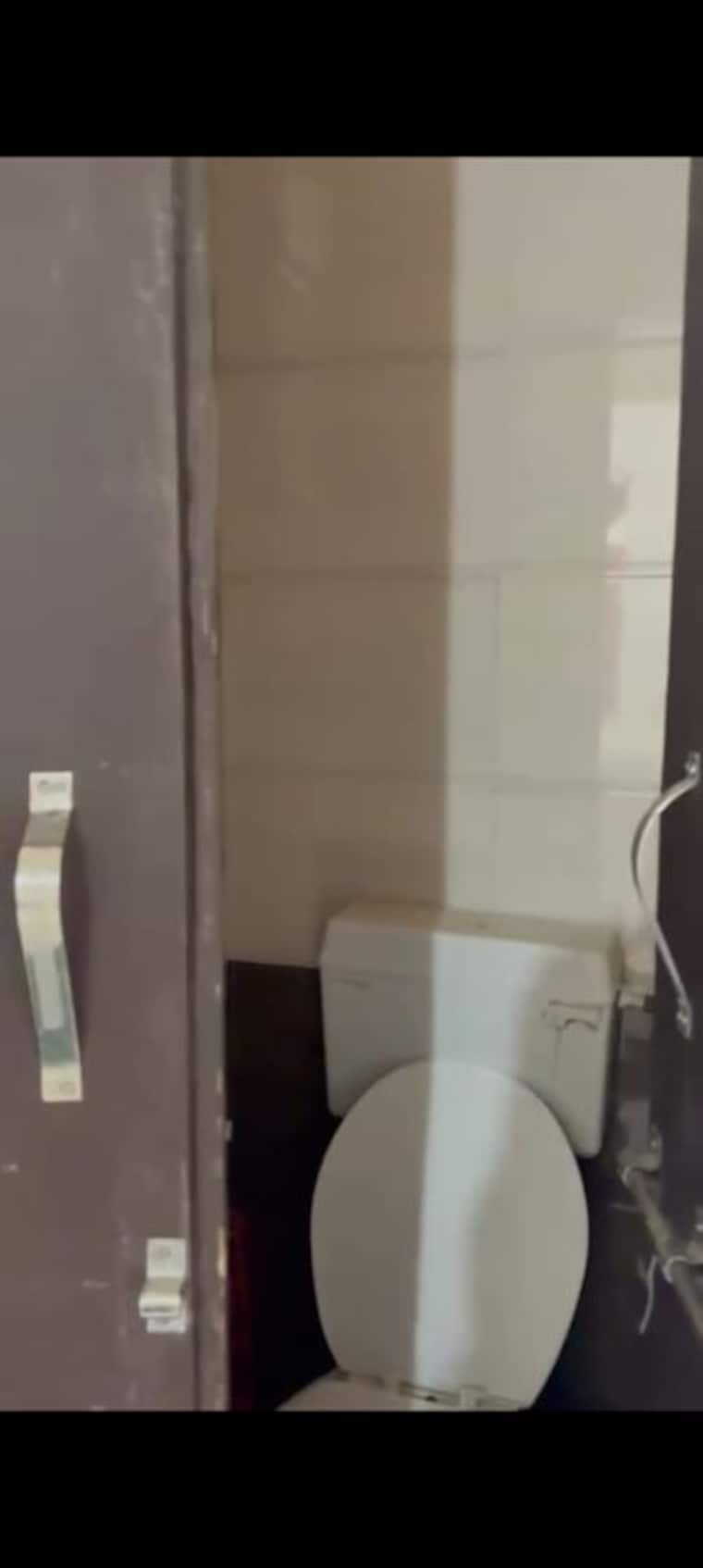 Bathroom, rs-royal-castle 1 Bedroom 500 Sq.Ft. Apartment In Wakad Pune 10544440