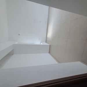Room in 3 BHK Apartment at Kalpataru Immensa, Kolshet Road – for Sale