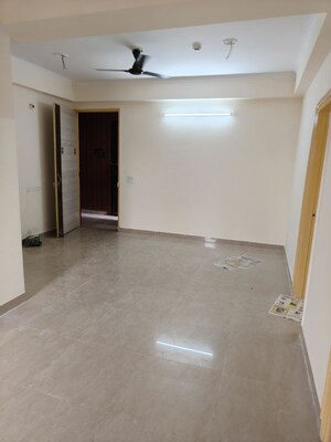 Room in 3 BHK Apartment at Saviour Green Arch, Tech Zone 4 Greater Noida – for Rent