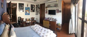 Bedroom in 3 BHK Builder Floor at Defence Colony – for Rent