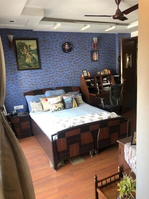 Bedroom in 3 BHK Builder Floor at Defence Colony – for Rent