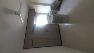 Room in 3 BHK Apartment at Kondapur – for Sale