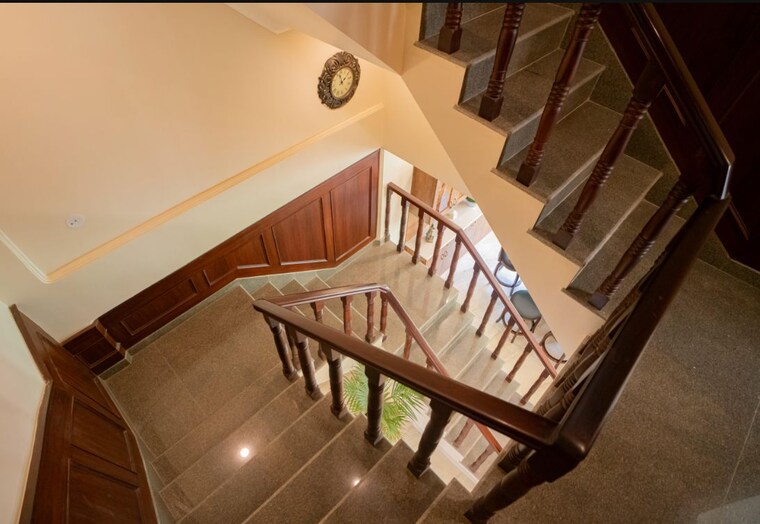undefined, chail 5 Bedroom 3255 Sq.Ft. Villa In Chail Solan 10544523