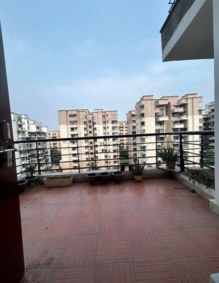 Balcony, sector 3 dwarka 3 Bedroom 1800 Sq.Ft. Apartment In Sector 3 Dwarka Delhi 10544540