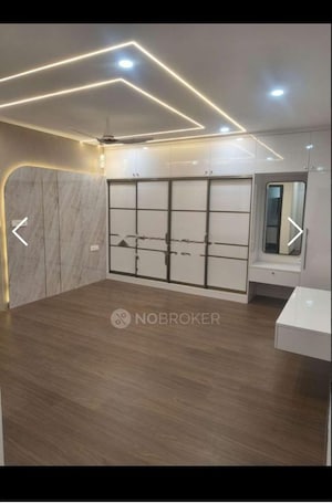 Room in 3 BHK Apartment at Signature Horizon, Puppalaguda – for Rent