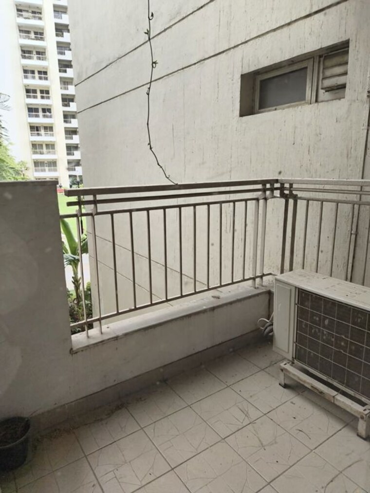 Balcony, bestech-park-view-spa-next 4 Bedroom 2350 Sq.Ft. Apartment In Sector 67 Gurgaon 10544554