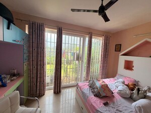 Bedroom in 3 BHK Builder Floor at Sushant Lok 2, Sector 57 – for Rent