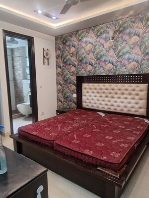 Bedroom in 3 BHK Builder Floor at Chittaranjan Park – for Rent