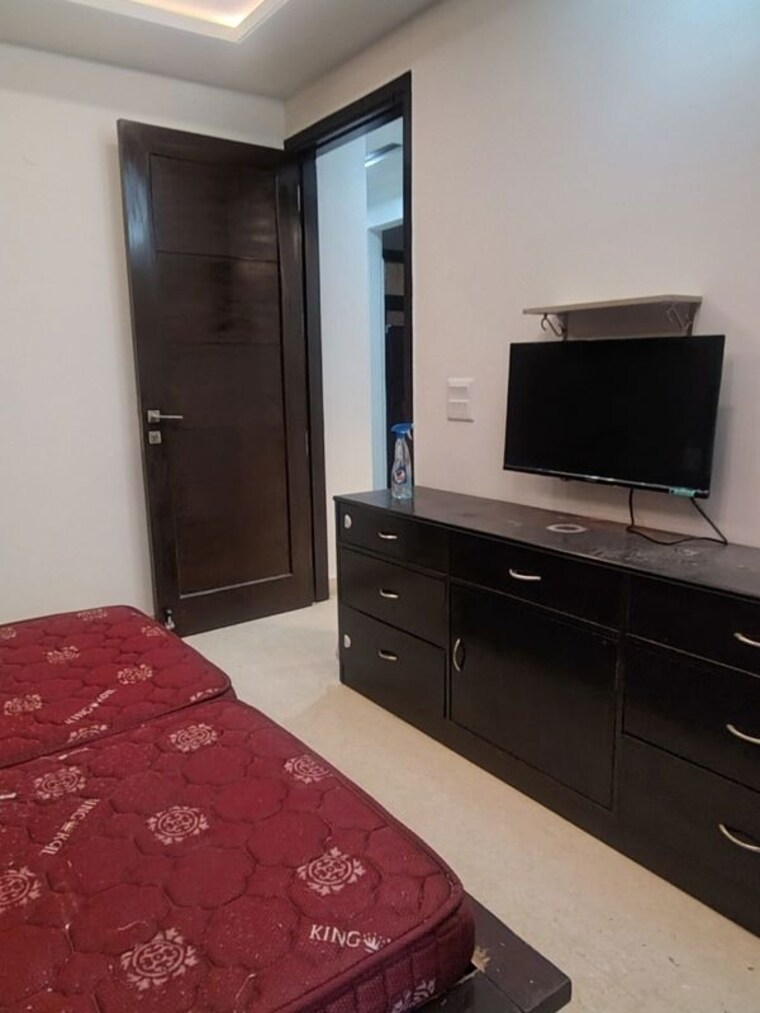 undefined, chittaranjan park 3 Bedroom 160 Sq.Yd. Builder Floor In Chittaranjan Park Delhi 10544585