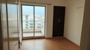 Room in 4 BHK Apartment at Bestech Park View Spa Next, Sector 67 – for Rent