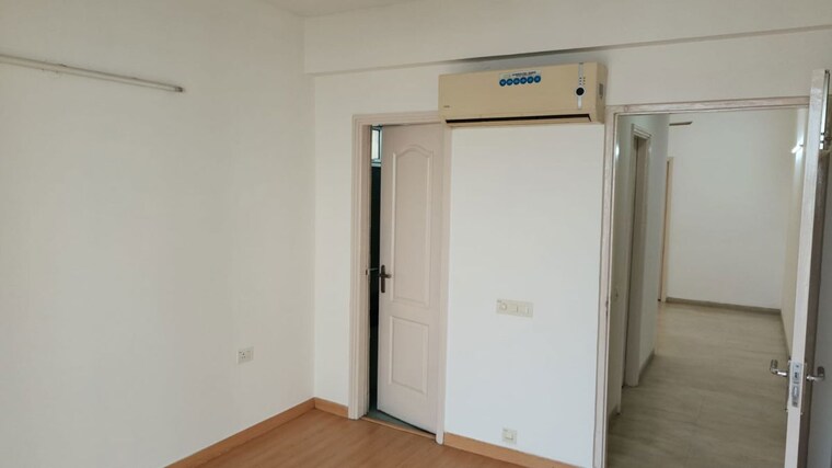 Room, bestech-park-view-spa-next 4 Bedroom 2650 Sq.Ft. Apartment In Sector 67 Gurgaon 10544607