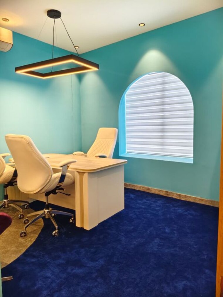 Team Area, sector 6 Commercial Office Space 7500 Sq.Ft. In Sector 6 Noida 10544617