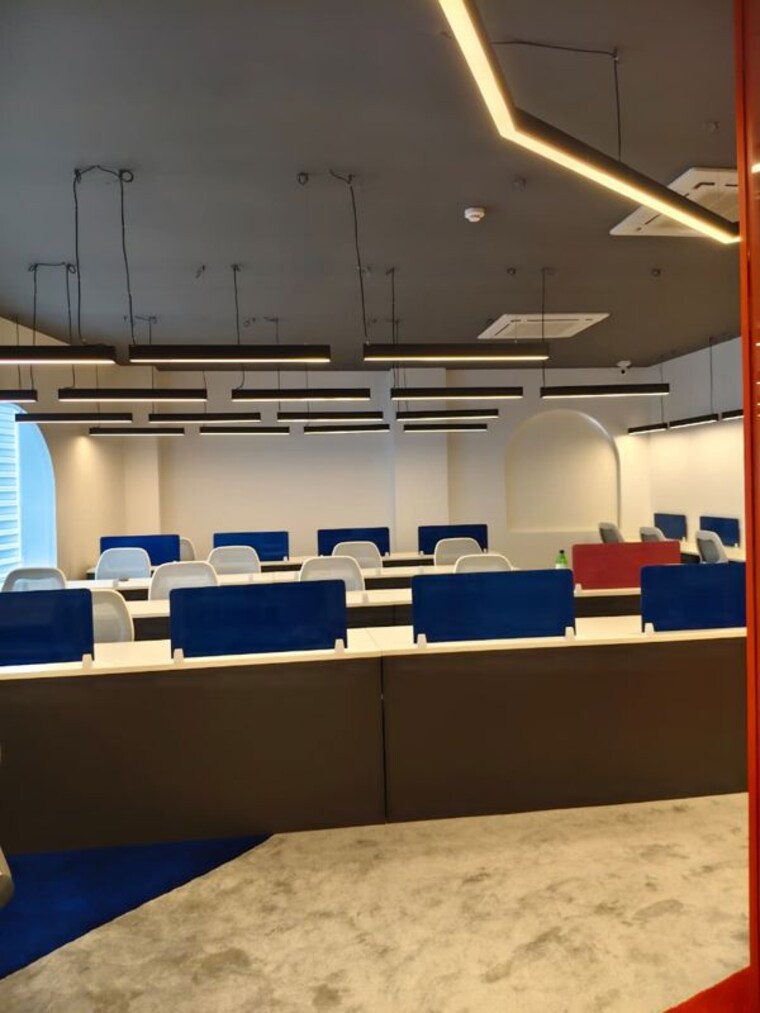 Team Area, sector 6 Commercial Office Space 7500 Sq.Ft. In Sector 6 Noida 10544617