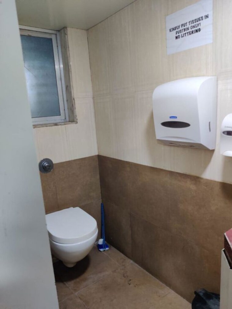 Bathroom, sector c Commercial Office Space 1600 Sq.Ft. In Sector C Indore 10544663
