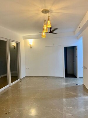 Room in 3 BHK Apartment at Supertech Araville, Sector 79 – for Rent