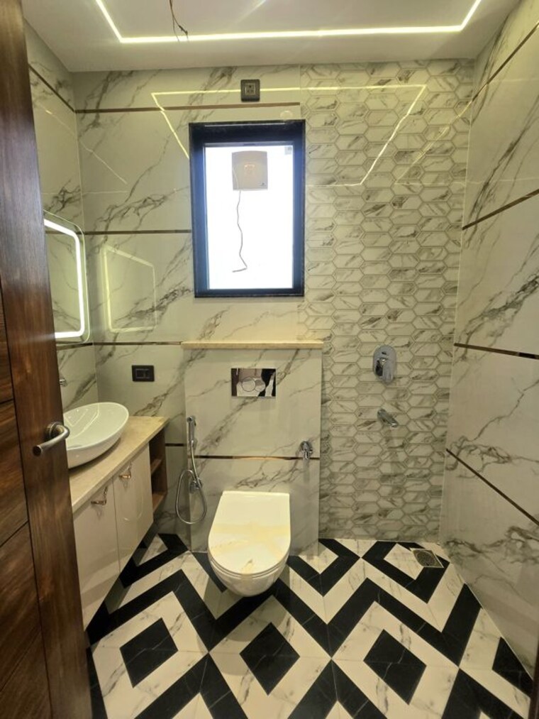 Bathroom, bptp-astaire-gardens 3 Bedroom 1250 Sq.Ft. Builder Floor In Sector 70a Gurgaon 10544689