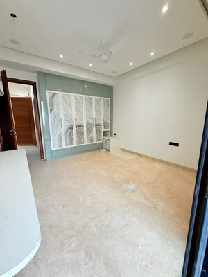 3 BHK Builder Floor For Rent in Sushant Lok Iii