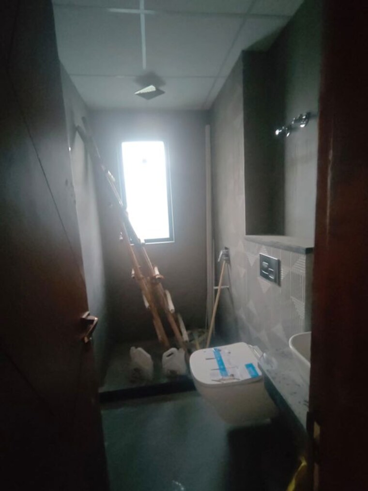 Bathroom, sushant lok iii 3 Bedroom 1600 Sq.Ft. Builder Floor In Sushant Lok Iii Gurgaon 10544695