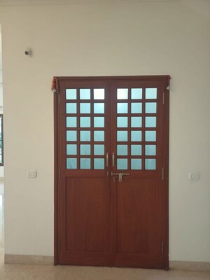 Room in 5 BHK Villa at Adarsh Palm Retreat, Marathahalli Orr – for Rent