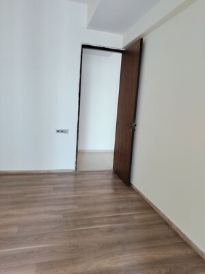 Room in 2 BHK Apartment at Omkar Alta Monte, Malad East – for Rent