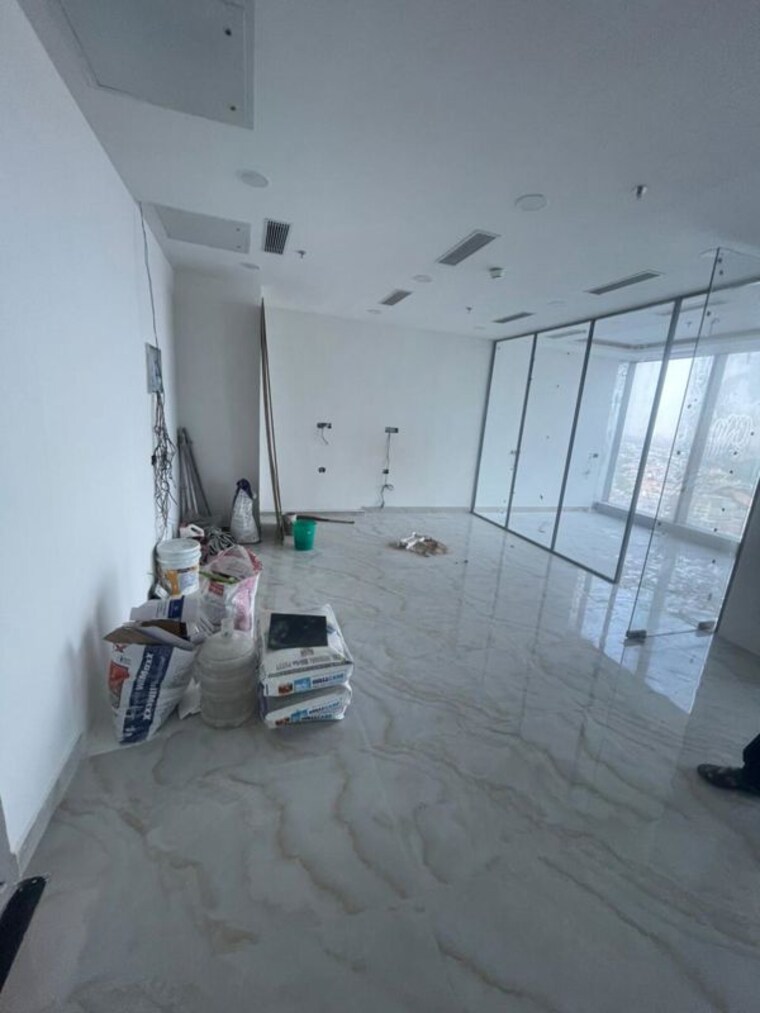 Team Area, sector 18 Commercial Office Space 755 Sq.Ft. In Sector 18 Noida 10544769
