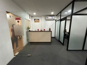  Office Space For Rent in Sector 17