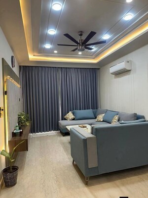 Team Area in 3 BHK Apartment at Saket – for Rent