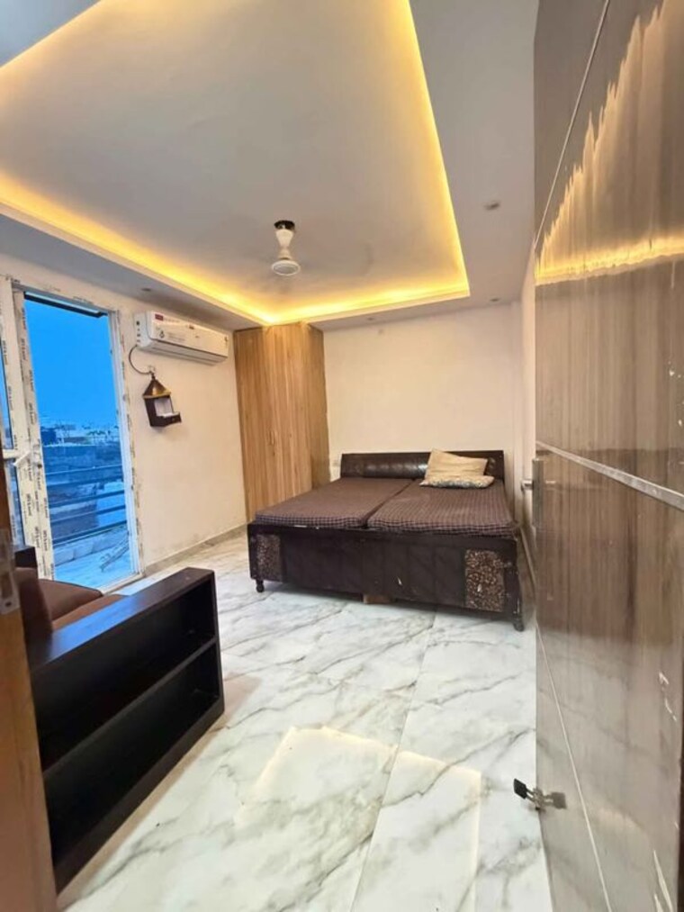 Room, chattarpur 2 Bedroom 196 Sq.Yd. Apartment In Chattarpur Delhi 10544790