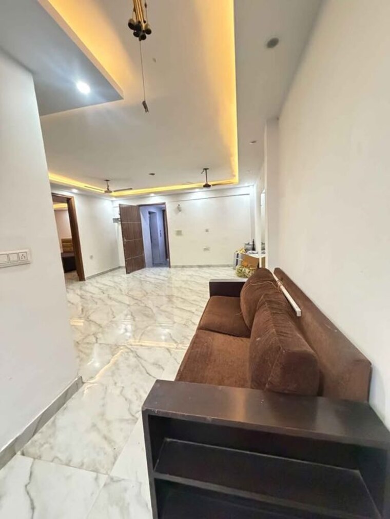 Living Room, chattarpur 2 Bedroom 196 Sq.Yd. Apartment In Chattarpur Delhi 10544790