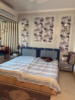Bedroom in 4 BHK Apartment at Sector 6 Dwarka – for Rent