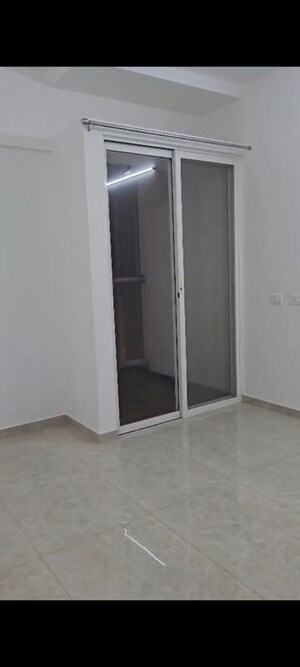 Room in 3 BHK Apartment at Vilas Javdekar Yashone Eternitee, Hinjewadi – for Rent
