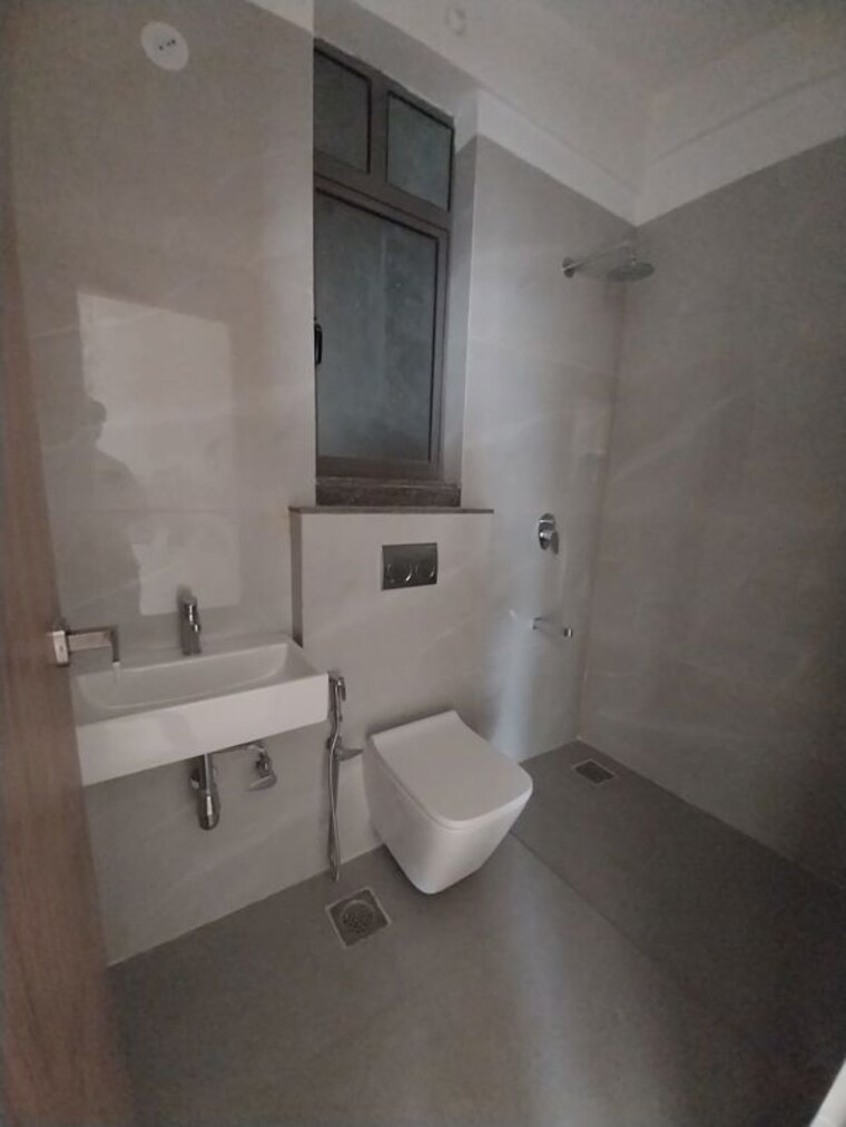 Bathroom, savvy-merushikhar 2 Bedroom 686 Sq.Ft. Apartment In Andheri East Mumbai 10544782