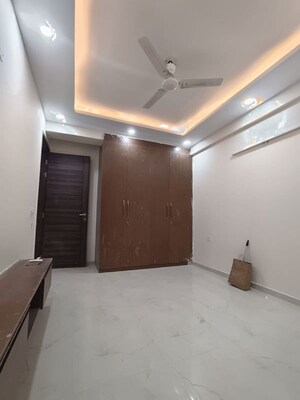 Furnished Amenities in 3.5 BHK Builder Floor at M3M Soulitude, Sector 89 – for Rent